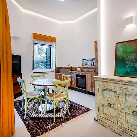 בית נופש Borgo Principessa With Pool & Garden By The Sea בארי